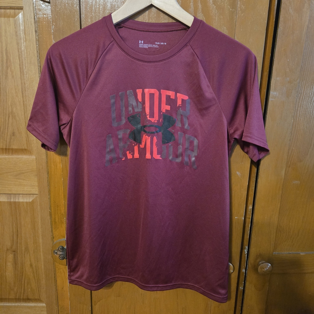 Under Armour Burgundy Graphic Tee